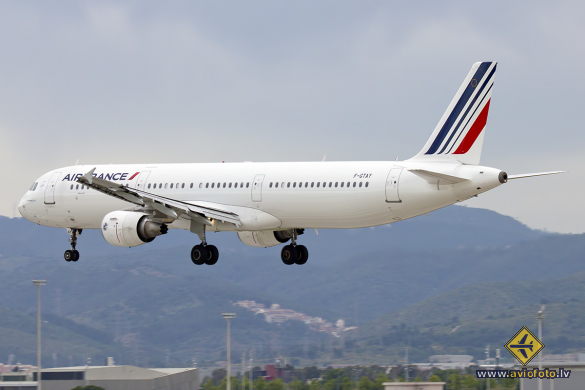 Airbus A321-212